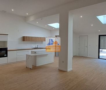 Location Maison 4 pièces 117m² - Photo 2