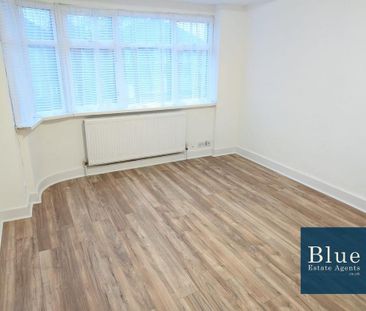 4 bedroom semi-detached house to rent - Photo 3