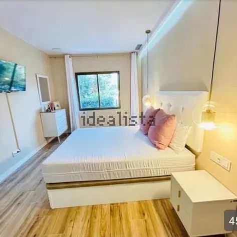 Alquiler de piso en Calle Londres, 1 - Photo 1