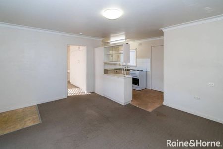 LOW MAINTENANCE UNIT - Photo 2