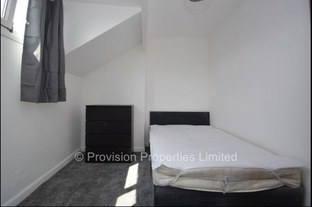 2 Bedroom Student Properties Leeds - Photo 5