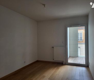 Location Appartement à Reims - Photo 2