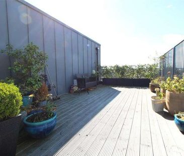 London Road, Leigh-on-sea, Essex, SS9 - Photo 1