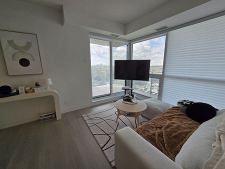 For Lease - 27 Mcmahon Drive Unit# 1806, Toronto, Ontario - Photo 2