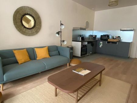 Location Appartement 9 pièces 9m² BORDEAUX 33800 - Photo 3