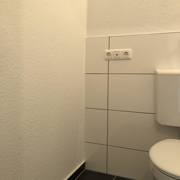 Tolle Sanierung – schöne Wohnung - Photo 1