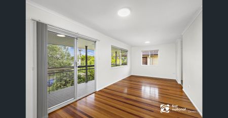 DELIGHTFULLY RENOVATED FAMILY HOME IN ORMISTON - Photo 2