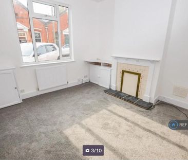 2 bedroom terraced house to rent - Photo 6