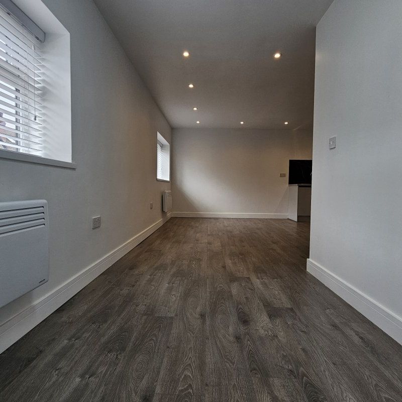 Elmhurst Road - Photo 1