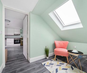3 bedroom maisonette to rent - Photo 1