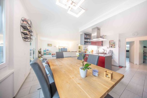 4.5 Zimmer, 150 m², 1. Stock - Photo 1