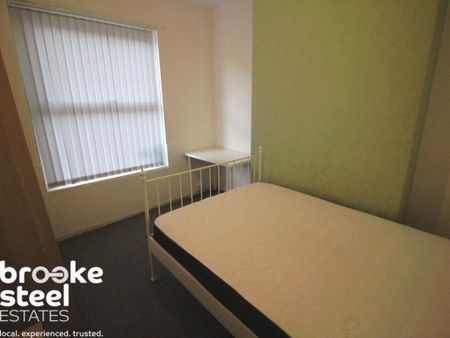 3 bedroom terraced house to rent - Photo 3