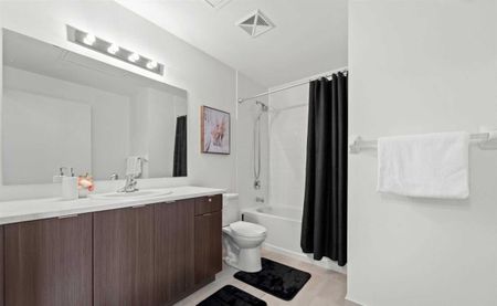 For Lease - 20 Orchid Place Drive Unit# 308, Toronto, Ontario - Photo 4
