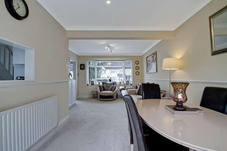 Adderley Road, Harrow Weald, HA3 - Photo 3