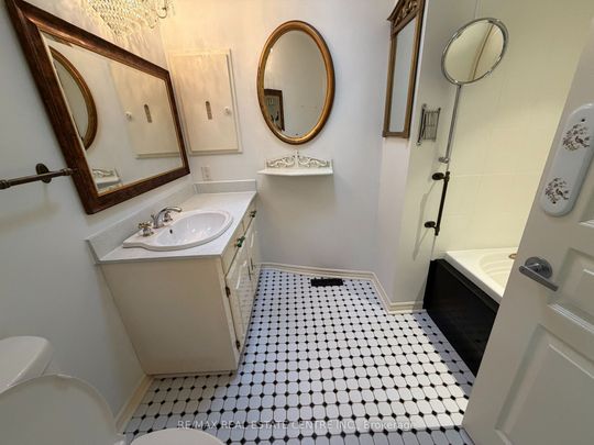 For Lease - 117 Watson Avenue, Oakville, Ontario - Photo 1