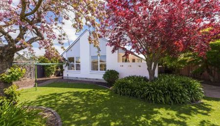 Spacious family home in the Burnside High School zone! - Photo 5