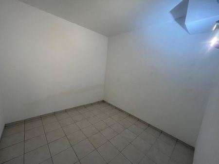 Location Appartement 2 pièces 37m² NICE 06200 - Photo 5