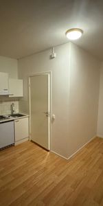 Lyftkransvägen, Skogås - Photo 4