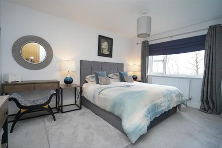 3 bedroom detached house to rent - Photo 5