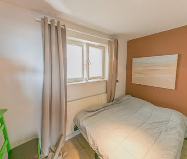 Lichtrijke gerenoveerde 1-slaapkamerappartement - uitstekend gelegen - Photo 6
