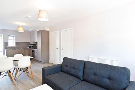 2 bedroom flat to rent - Photo 4