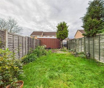 3 bedroom terraced house to rent - Photo 4