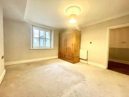 2 Bed Maisonette, South Parade Mansions, BS8 - Photo 2