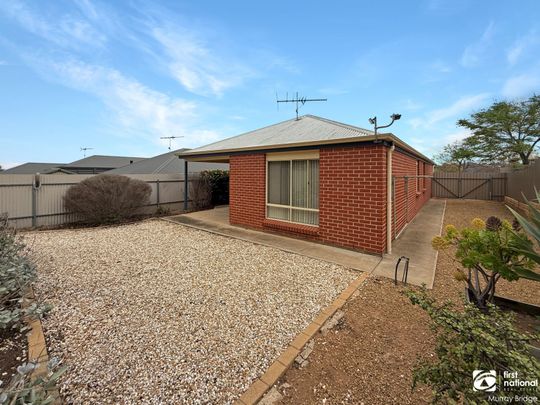 Lovely Three Bedroom Villa - Pathways Estate - Photo 1