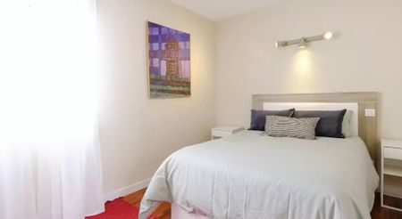 Calle de Rosa de Silva, Madrid, Community of Madrid 28020 - Photo 2