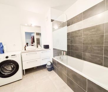 Location Appartement 3 pièces 62m² AIX EN PROVENCE 90ème - Photo 1