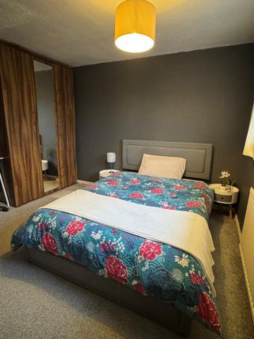 1 bedroom in a house share to rent - Photo 5