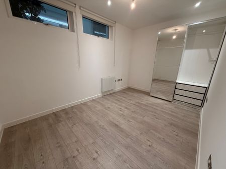 Edinburgh Gate, Harlow - Photo 2