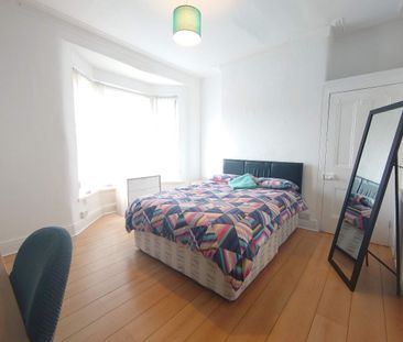 Connaught Road, Kensington Fields. - Photo 1