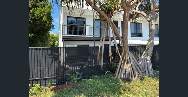 Modern Beachside Unit - Electricity + Water Included - Photo 1