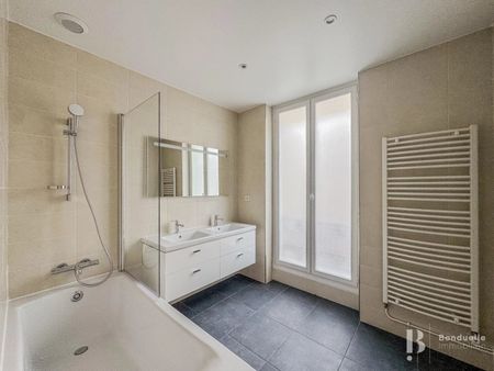 Tout savoir sur cet appartement dans le quartier Porte Dauphine, à Paris 16ème - Photo 4