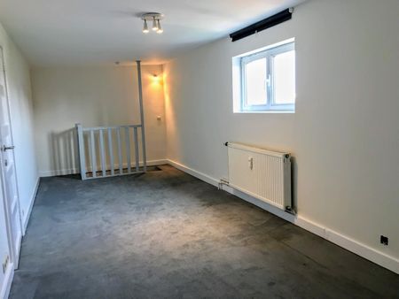 Flat - for rent - Photo 2