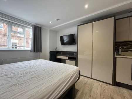 Studio to rent - Photo 2