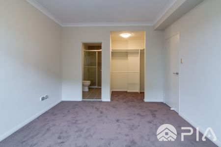 Spacious two bedroom apartments + Study for lease! Walking distance to Norwest business park - Photo 4