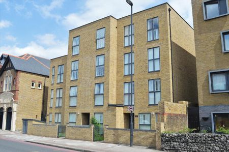 2 bedroom flat to rent - Photo 2