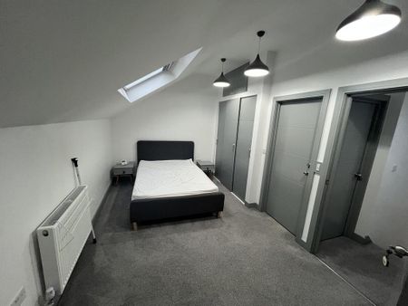 2 bedroom terraced house to rent - Photo 3