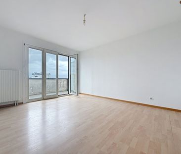 1½ PIÈCES - Avec un balcon - Photo 4