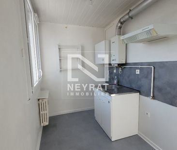 Location Appartement 2 pièces 36m² CHALON SUR SAONE 71100 - Photo 2