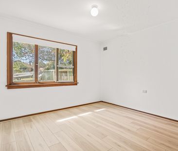 Neat 3 Bedroom Home, Great Location! - Photo 4