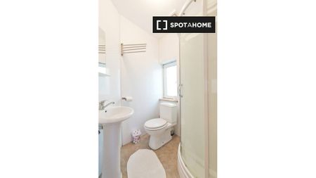 4-Bedroom Apartment for rent in Clonsilla, Dublin - Photo 5