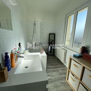 Location Appartement 3 pièces 59m² DOUAI 59500 - Photo 2