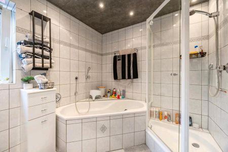 Charmante und renovierte 2,5-Zimmer-Wohnung in Castrop-Rauxel - Photo 4