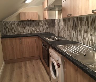 Studio Flat, Sydenham Road, SE26 - Photo 2