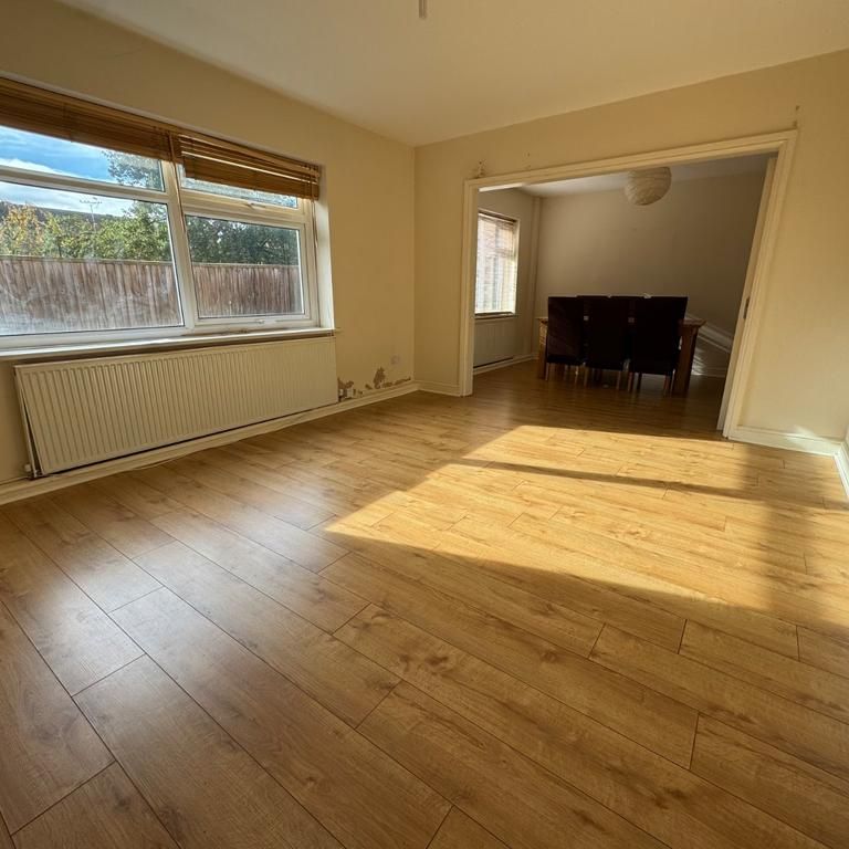 4 bedroom house to rent - Photo 1