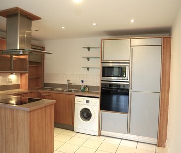 2 Bed Flat, Napier Road, RG1 - Photo 3