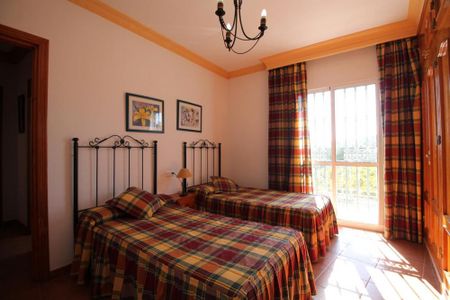 Detached House | Nerja | €1.800/Month - Photo 5